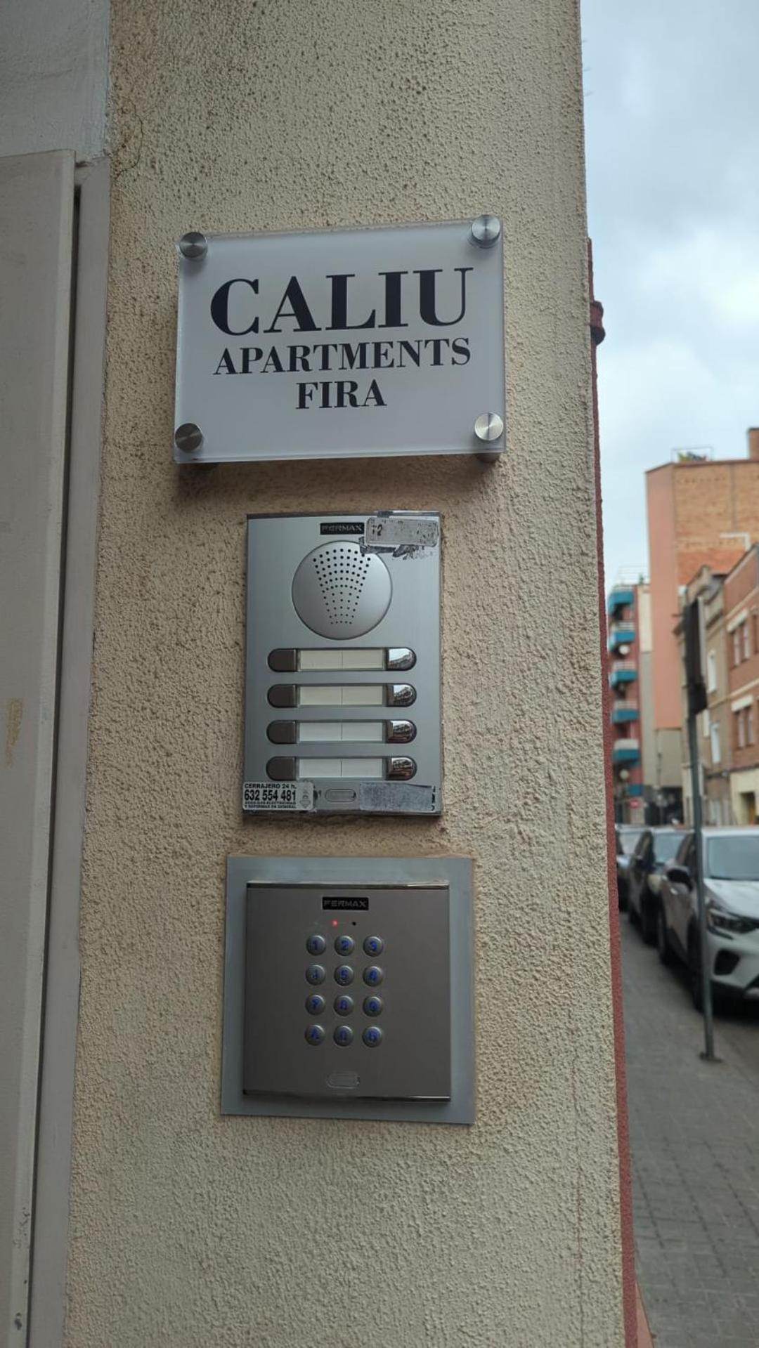 Caliu Apartments Barcelona - Fira L'Hospitalet de Llobregat Esterno foto